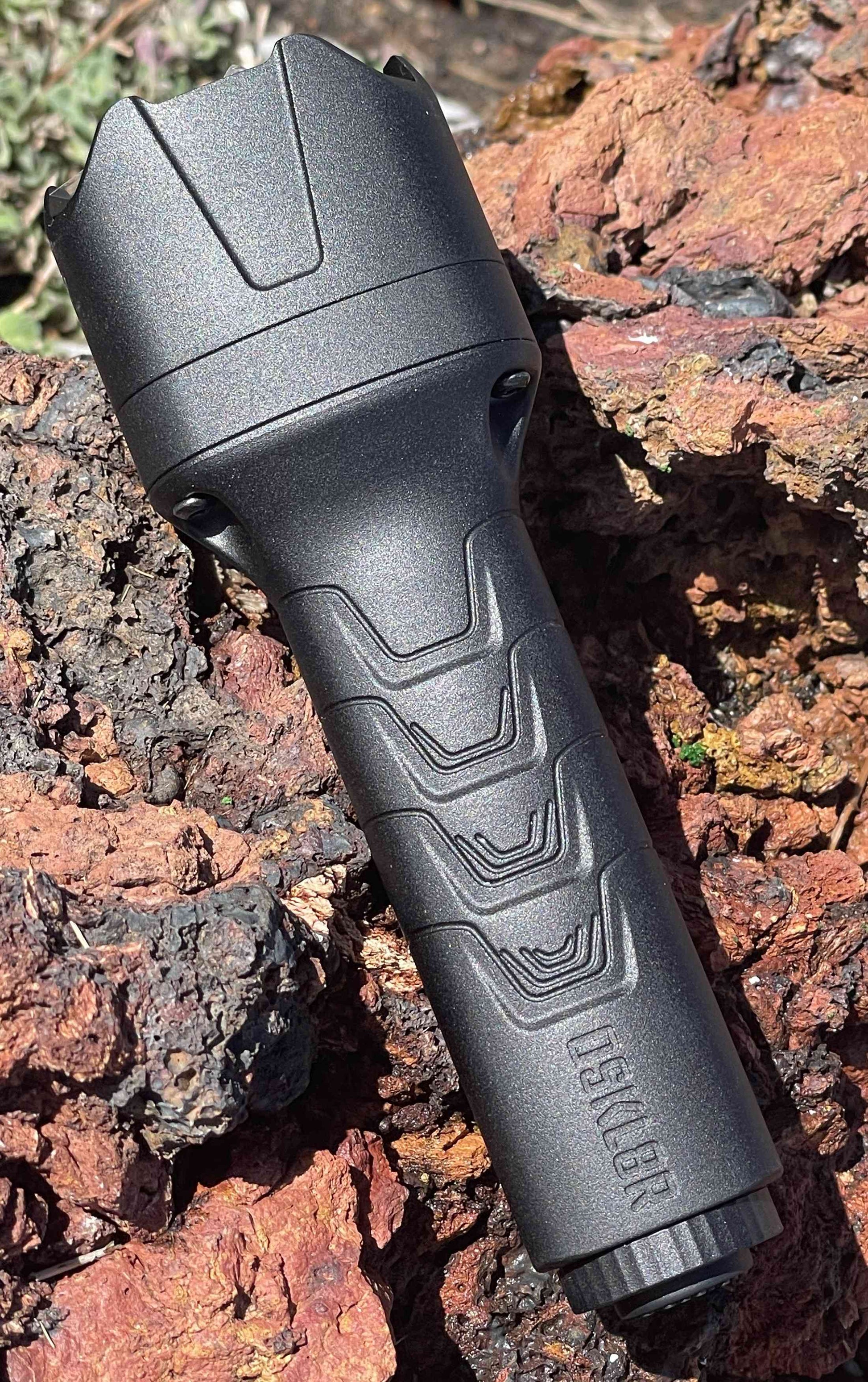 DSKL8R Pro on a rocky surface